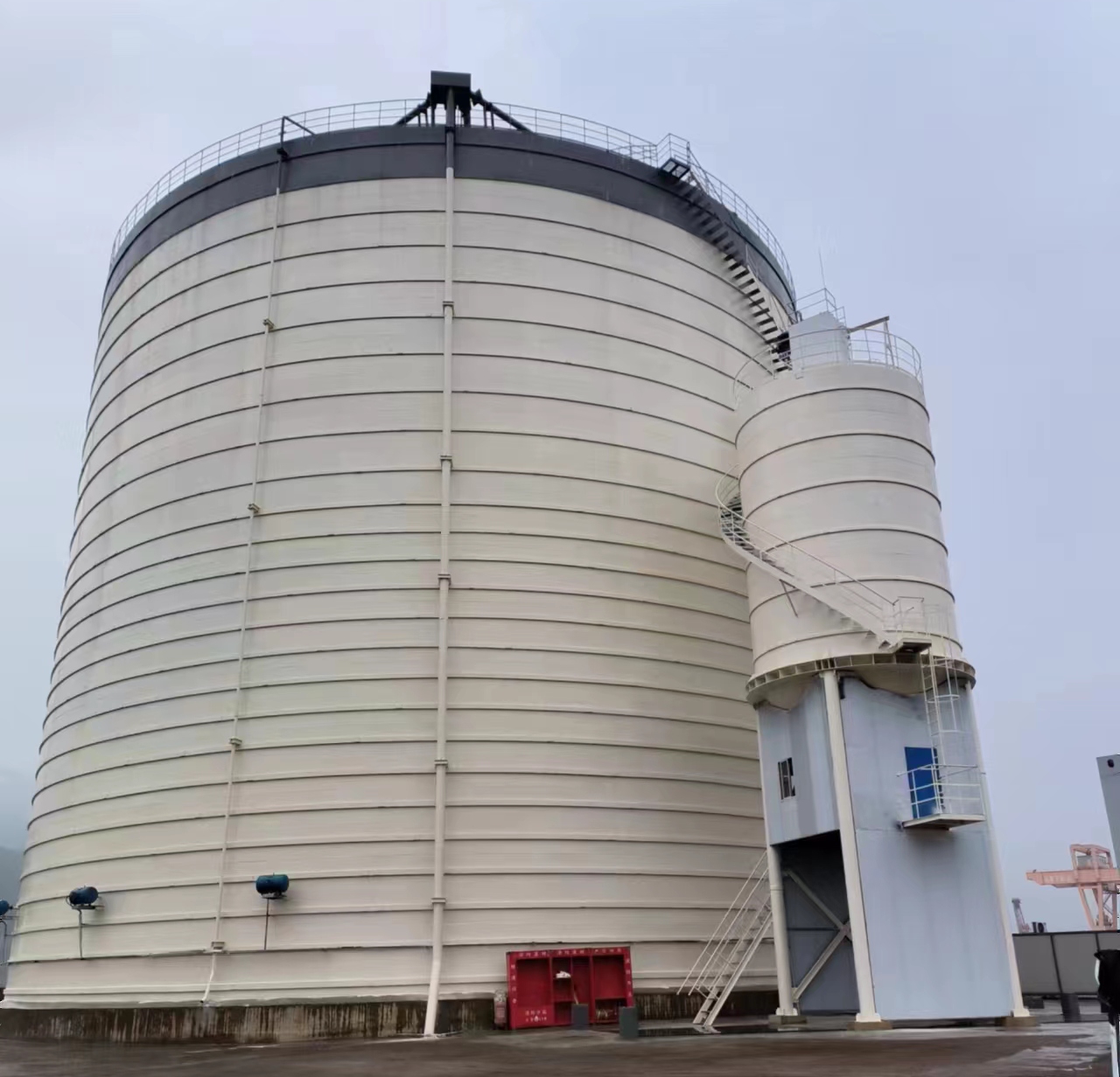 西山10万吨水泥钢板库